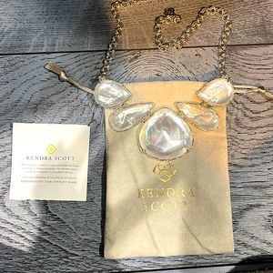 Kendra Scott Necklace. Kenzie Statement Necklace.